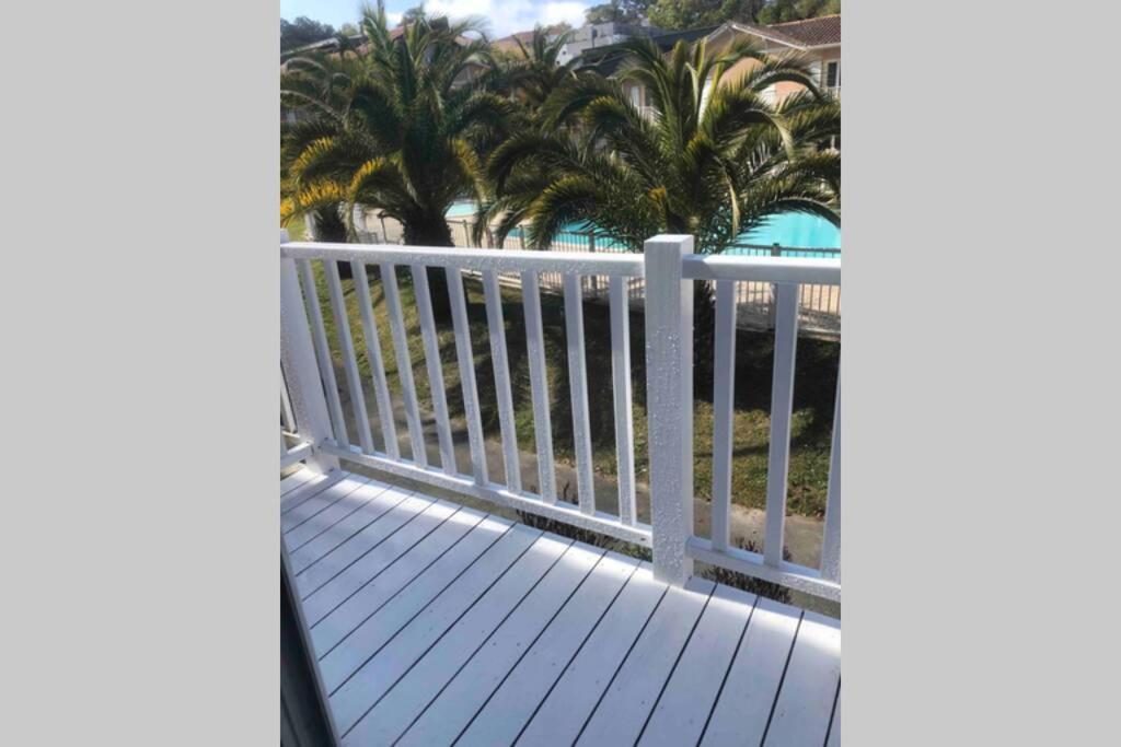 Appartement Residence Avec Piscine A Anglet Limite Biarritz Exteriör bild